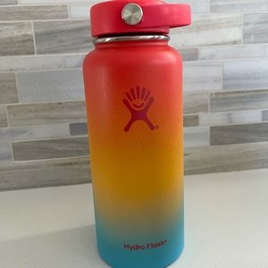 OMBRE HYDRO FLASK 32 ounce - like new
